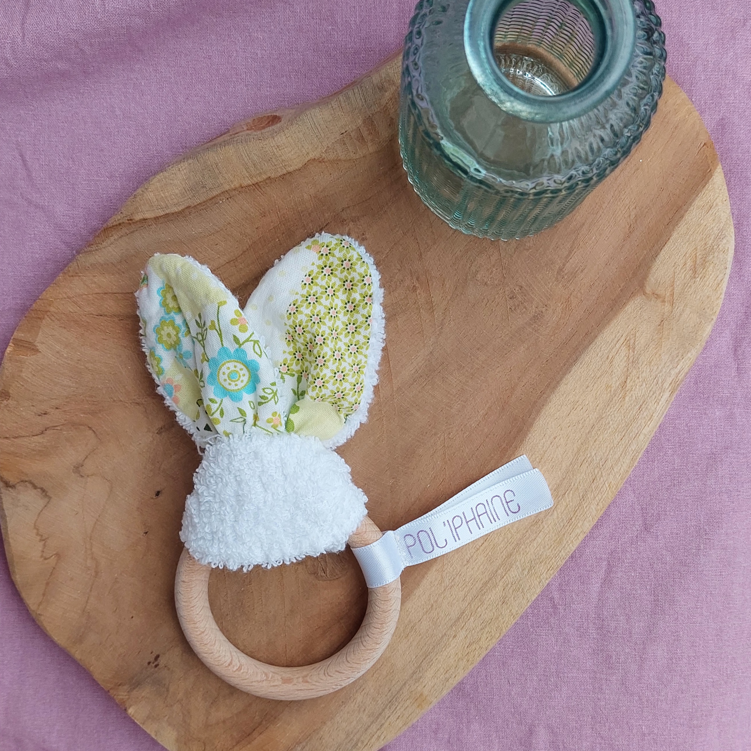 Déco oreilles de lapin pour chambre d'enfant Vert