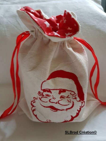 Petit pochon de Noël visage Père Noël