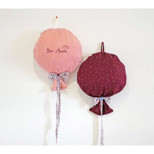 Ballon mural à personnaliser avec prénom enfant en gaze de coton